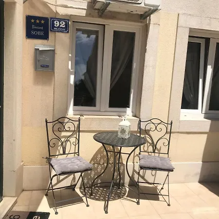 Apartament Vitaro *